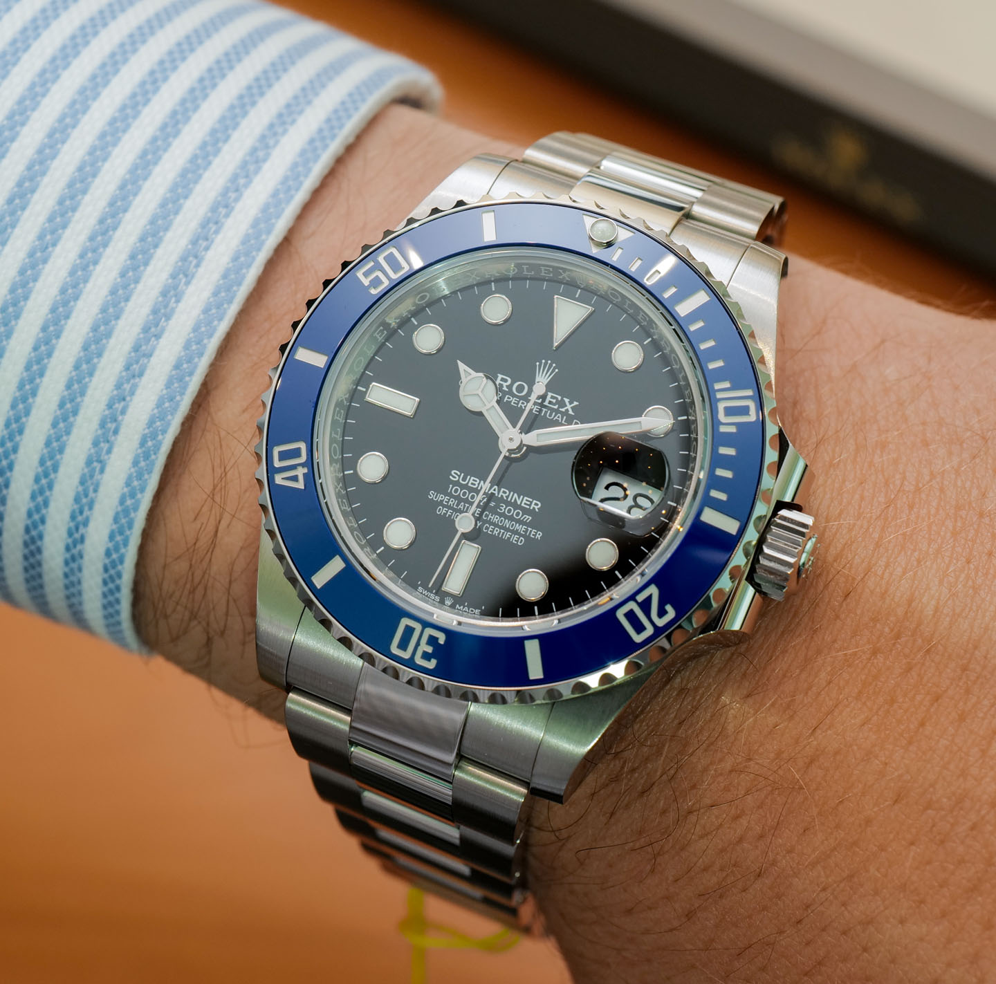 Rolex-Submariner-126619LB-watch-2.jpg
