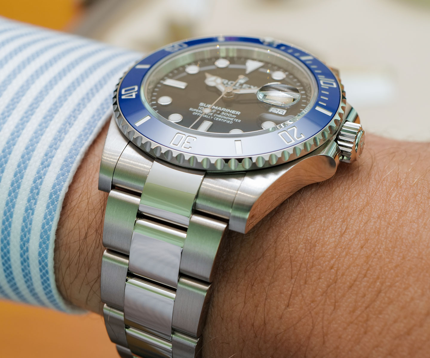 Rolex-Submariner-126619LB-watch-5.jpg
