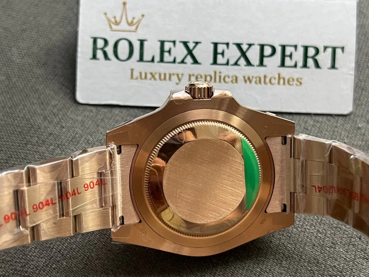 Superclone-Rolex-GMT-Master-II-40-mm-126715CHNR-Tiger-Iron-Dial-12.webp